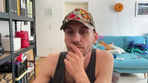 Snapshot of leonvampire chatting on 9, 6, 2026 Leon online show from 9, 6, 2026