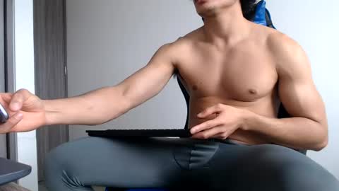 Snapshot of leostorm25 chatting on 22, 7, 2026 leostorm25 online show from 22, 7, 2026