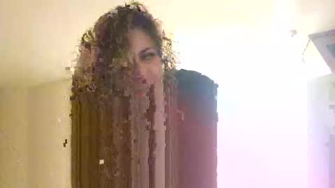 Snapshot of leothegirl88 chatting on 5, 4, 2026 leothegirl88 online show from 5, 4, 2026