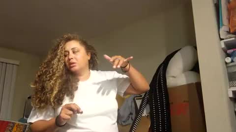 leothegirl88 online show from 12, 6, 2026