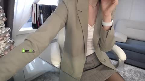 Lera online show from 4, 12, 2025