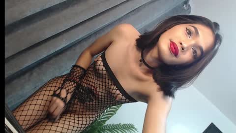 Snapshot of lesi_trisha chatting on 6, 2, 2025 Trisha18 online show from 6, 2, 2025