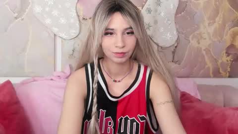 Eveline online show from 7, 1, 2026