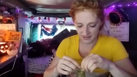 LesleyGumGrass- The Boring Trans girl online show from 21, 9, 2025