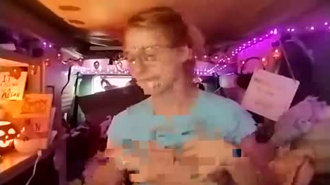 LesleyGumGrass- The Boring Trans girl online show from 17, 10, 2025