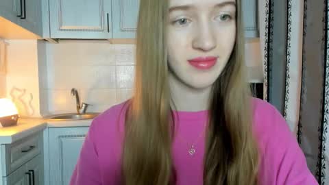 Snapshot of leslie_my_lovee chatting on 28, 11, 2025 LESLIE online show from 28, 11, 2025