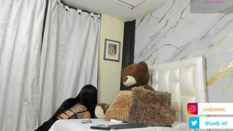 I am here from Monday to Friday from 730 am to 130 pm Colombia time and saturday from 500 am to 1000 am .... Soon Blue page online show from 16, 4, 2026