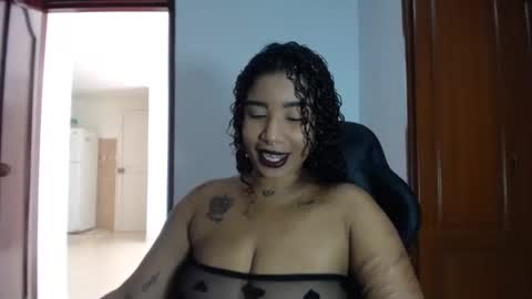 lesly online show from 19, 2, 2025