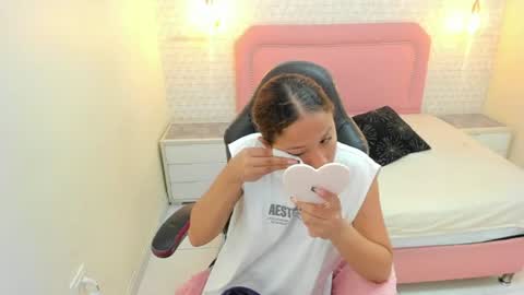Snapshot of leslysimpson chatting on 30, 6, 2026 online show from 30, 6, 2026