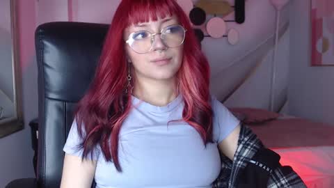 Snapshot of lessboobs_gh chatting on 18, 1, 2025 Less online show from 18, 1, 2025