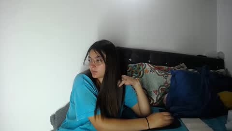 lessliee online show from 6, 12, 2024