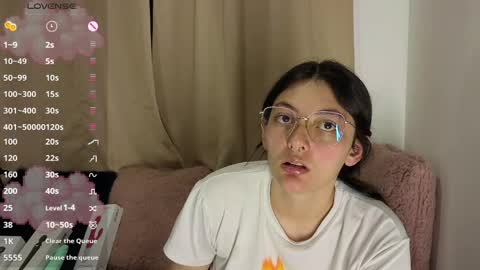 lessliee online show from 29, 4, 2026