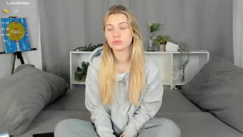 Erin Open for long and cool pvts 3 online show from 7, 12, 2024