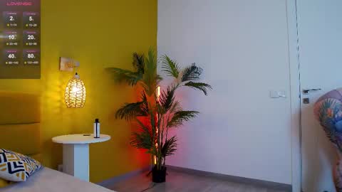 Lessy online show from 9, 9, 2025