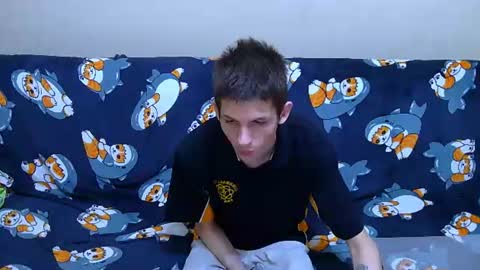lester_broo online show from 10, 6, 2026