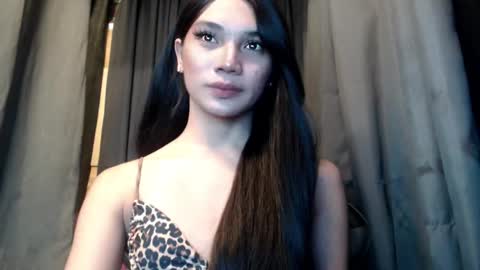 Snapshot of letmehearyouxxx chatting on 9, 11, 2025 GIRL NEXTDOOR online show from 9, 11, 2025