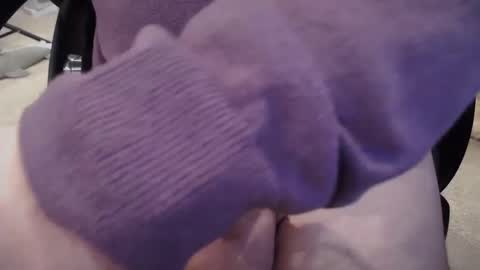 Snapshot of letmestrokeit chatting on 8, 1, 2025 letmestrokeit online show from 8, 1, 2025