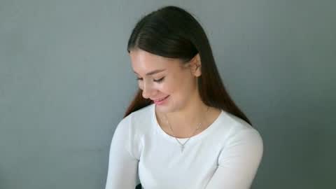 Snapshot of lette_emily chatting on 11, 9, 2025 Emily online show from 11, 9, 2025