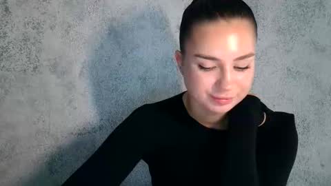 Snapshot of lette_emily chatting on 12, 9, 2025 Emily online show from 12, 9, 2025