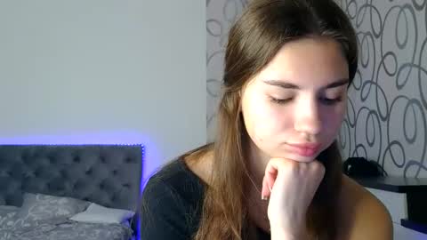 Snapshot of lette_emily chatting on 13, 10, 2025 Emily online show from 13, 10, 2025