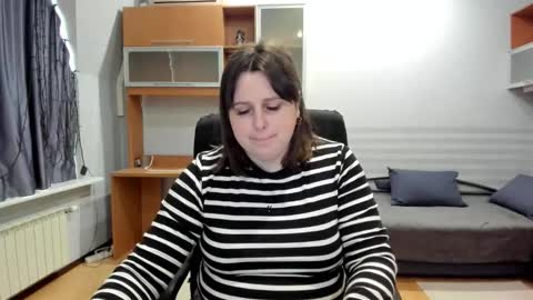 Snapshot of letticams chatting on 8, 2, 2026 Naomi online show from 8, 2, 2026