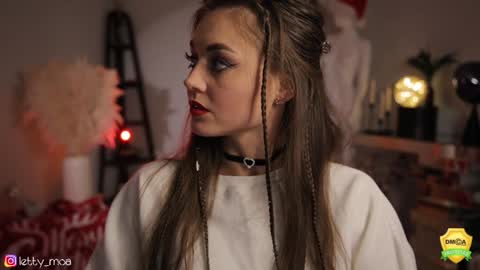 Snapshot of lettymoa chatting on 21, 12, 2024 Letty Moa - IG direct letty moa online show from 21, 12, 2024