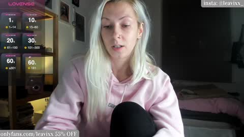 LeaVixx online show from 17, 12, 2024