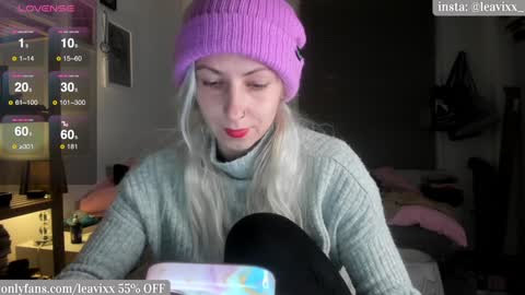 LeaVixx online show from 13, 1, 2025