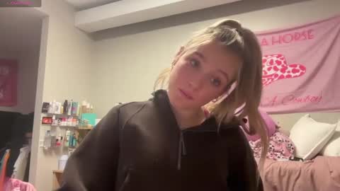 lexisRose online show from 1, 3, 2025