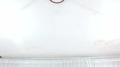 Gabrielle online show from 3, 2, 2025