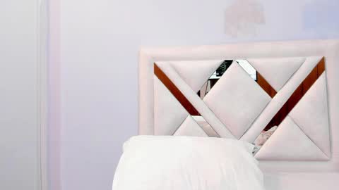 Gabrielle online show from 19, 4, 2026