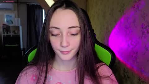 Snapshot of lexi_split chatting on 15, 11, 2025 Lexi GTM2 MonWedThurSatSun 1000am-400pm online show from 15, 11, 2025