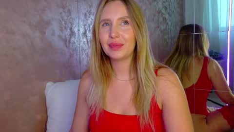 Snapshot of lexi_u_ chatting on 5, 11, 2025 LEXXY online show from 5, 11, 2025