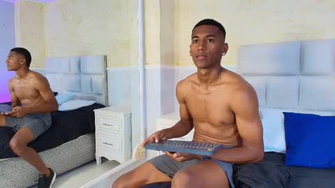 Snapshot of lexianddeker chatting on 3, 10, 2025 Lexi  Derek online show from 3, 10, 2025