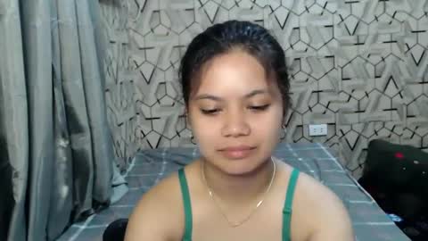 LEXIE online show from 4, 3, 2025