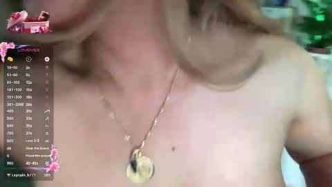 lexiesmith_ online show from 15, 4, 2026