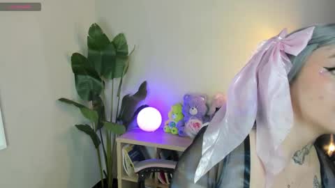 lexirouge           online show from 1, 12, 2025