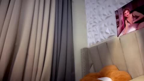 Naturaly Born Goddess  Ms. kendall  online show from 26, 10, 2025