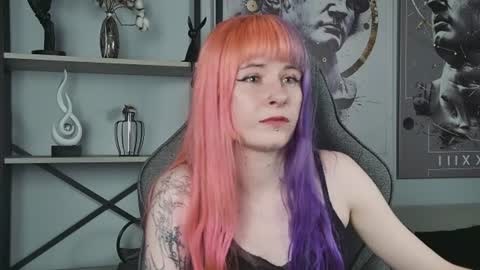 Snapshot of lexiwenford chatting on 7, 7, 2026 Lexi Wenford NO NUDE GODDESS online show from 7, 7, 2026