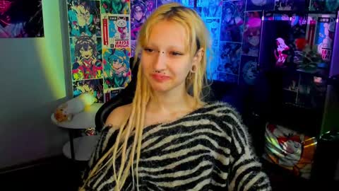 Lexy online show from 5, 3, 2025