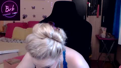 Lexy online show from 9, 2, 2025