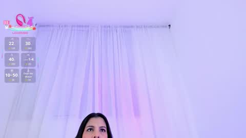 Snapshot of leyacopper chatting on 8, 11, 2025 Leya online show from 8, 11, 2025