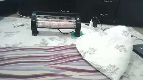 leydiiimelisss online show from 15, 4, 2026