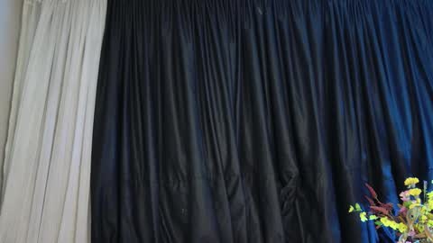   online show from 13, 2, 2025