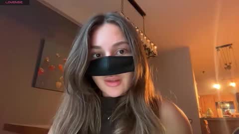 Snapshot of leyla_on_sport chatting on 30, 9, 2025 Leyla online show from 30, 9, 2025