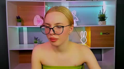 leyla_sexi online show from 13, 5, 2026