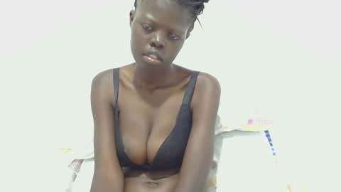 laylani69 online show from 8, 5, 2026