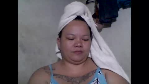 Snapshot of lhiannash33 chatting on 18, 9, 2025 lhiannash33 online show from 18, 9, 2025