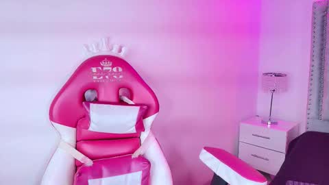 Lia  online show from 11, 1, 2026