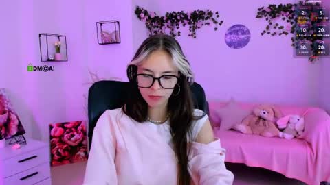 Snapshot of lia_dream_ chatting on 20, 7, 2026 lia_dream_ online show from 20, 7, 2026